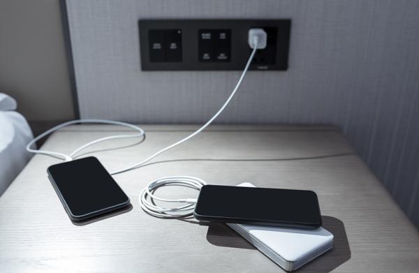 手機整夜充電可行嗎？有啥注意事項？這幾點要掌握
